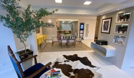 Imóvel com hidromassagem e sala de estar no Centro de Farroupilha - Venda