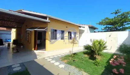Casa para Venda em Itanhaém, Jardim Regina, 3 dormitórios, 1 suíte, 1 banheiro, 3 vagas