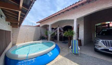 Casa para Venda em Itanhaém, Suarão, 3 dormitórios, 1 suíte, 2 banheiros, 5 vagas