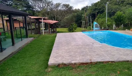 Chácara / sítio com 3 quartos à venda na Estrada de Terra, 100, Parque do Girassol, Esmeraldas por R$ 599.000