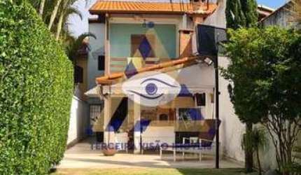 Casa com 3 quartos, Vila Suissa, Mogi das Cruzes - R$ 900 mil, Cod: 292