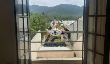 Casa com 3 quartos, Vila Suissa, Mogi das Cruzes - R$ 665 mil, Cod: 574