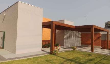 Casa à venda em Maringá, Zona 02, com 3 suítes, com 186.9 m²