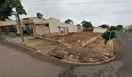 Terreno à venda em Maringá, Vila Morangueira, com 621.4 m²