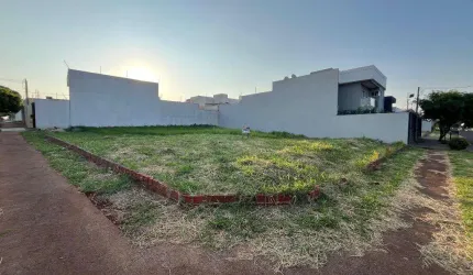 Terreno à venda em Maringá, Jardim Oriental, com 518 m²