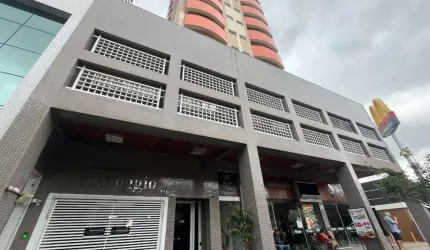 Apartamento à venda em Maringá, centro, com 3 quartos, com 84 m², Condominio Viareggio