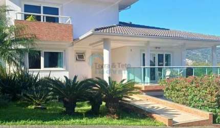 Casa à venda no bairro Cacupé - Florianópolis/SC