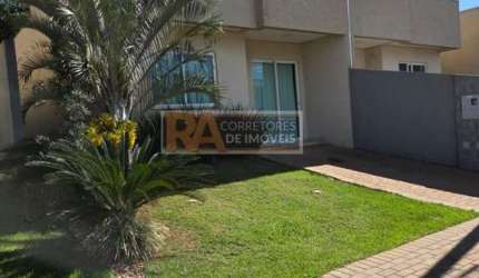 Casa para Venda em Foz do Iguaçu, Condominio Venezza, 2 dormitórios, 1 suíte, 2 banheiros, 1 vaga