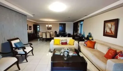 EXCELENTE APARTAMENTO EM LOCALIZAÇÃO PRIVILEGIADA!