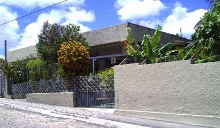 Casa com 4 dormitórios à venda, 140 m² por R$ 1.200.000,00 - Barro Vermelho - Natal/RN