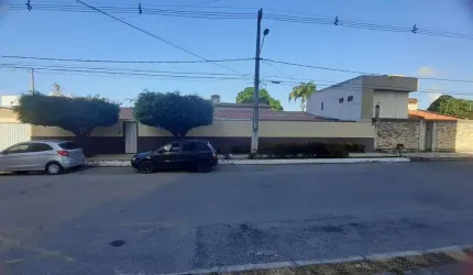 Casa com 3 dormitórios à venda, 400 m² por R$ 750.000,00 - Capim Macio - Natal/RN