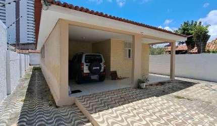 Casa com 3 dormitórios à venda, 174 m² por R$ 600.000,00 - Lagoa Nova - Natal/RN