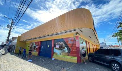Prédio para alugar, 550 m² por R$ 10.000,00/mês - Alecrim - Natal/RN