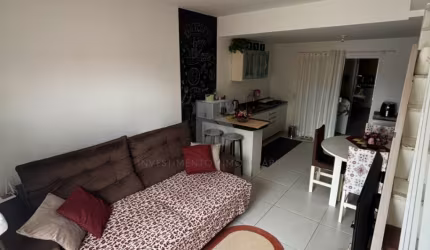 Sobrado com 3 Quartos em Camboriú/SC