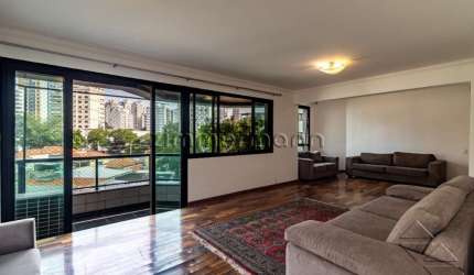 Apartamento com 4 quartos à venda na Rua Inhambú, --, Moema, São Paulo, 192 m2 por R$ 2.850.000