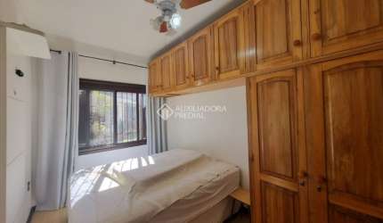 Casa 2 andares individualizadas de 5 dor ,2 suítes garagem para 3 carros