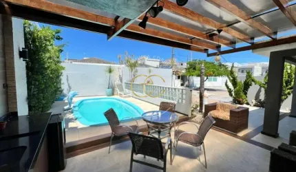 Casa com 2 quartos à venda na Rua Sucupió, 31, Abrantes, Camaçari por R$ 660.000