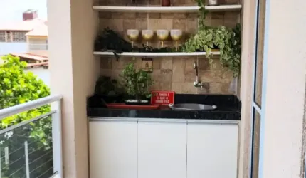 APTO COM ACABAMENTO DE PRIMEIRA PARA ALUGUEL NO ICARAÍ - 1o ANDAR