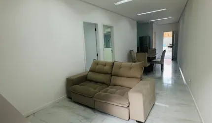 Alugo excelente casa na Marambaia