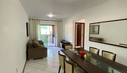 APARTAMENTO ANUAL COM 2 QUARTOS À 600 METROS DO MAR