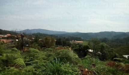 Terreno para Venda em Recanto Maravilha III Santana de Parnaíba-SP