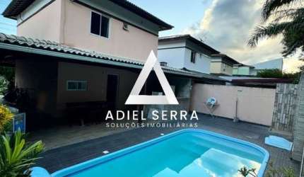 Abrantes - Casa duplex - 4 suítes, sendo uma no térreo - Sala espaçosa - Armários - Cozinha - Piscina e Área gourmet - 4 vagas