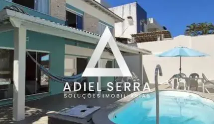 Vilas do Atlântico - Terreno com 450m - 3/4 sendo uma suíte - Piscina e área gourmet - 3 vagas