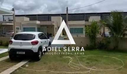 Villas de Abrantes - 200m² total - 2 quartos sendo 1 suíte - Área de serviço - Banheiro social - 2 vagas