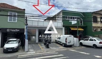 Casa comercial para LOCAÇÃO - Rua principal - Excelente divisão interna - 3 vagas