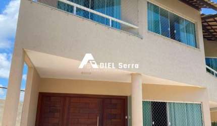 Casa em condomínio - Patamares - 3 suítes - Triplex - Armários - 2 vagas