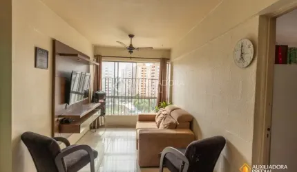 Apartamento no bairro Partenon