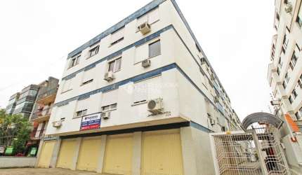APTO 3dorm, 1 vaga escriturada fechada, 85m2priv , desocupado próx a PUC!