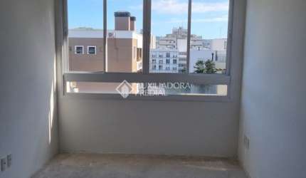 Apartamento novo no Petrópolis