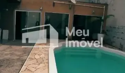 Aluguel Casa 3 Dormitórios com Piscina Bairro Vila das Flores - Zona Sul