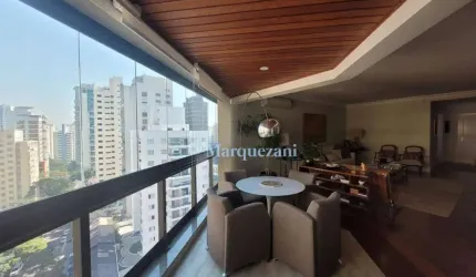 Apartamento no melhor de Moema Passáros!