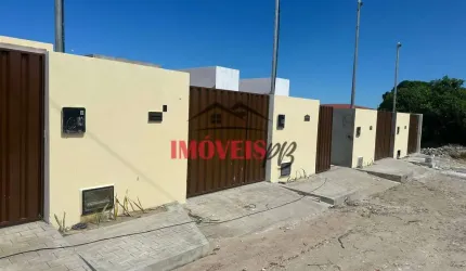 Casa a venda em carapibus com 2 quartos, com piscina.