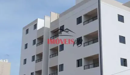 Apartamento com 2 e 3 quartos nos Bancários.
