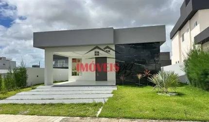 Casa no Alphaville Paraíba com 210m² de área construída, 04 Suítes, Piscina