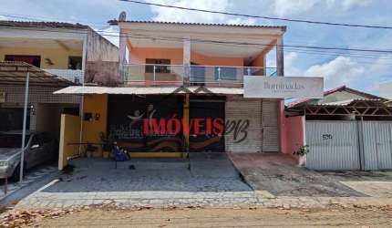 Casa na principal do Valentina muito bem localizada com 3 quartos e 1 suíte