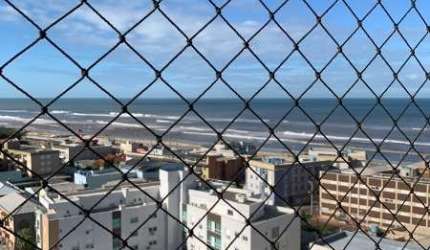 Apartamento com 3 quartos para alugar na Rua 24 Setembro, 1223, Centro, Tramandaí por R$ 2.779
