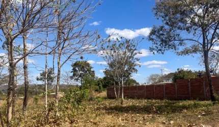 Lote no Buriti Sereno próximo ao CT do Goiás.