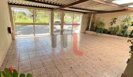 Casa Térrea à Venda em Poá — Quintal Amplo e Área de Lazer!