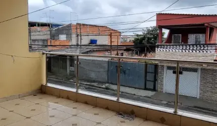 Ótima casa com 2 moradias á venda em Itaquaquecetuba | Jardim Maragogipe!