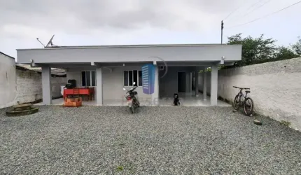 Casa à venda no bairro Rio do Meio - Itajaí/SC