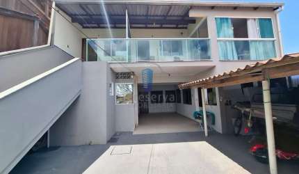 Apartamento com 6 Kitnets