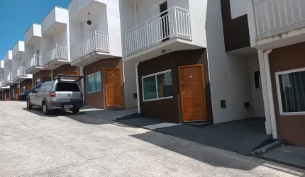 Casa em Condomínio