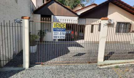 Casa com 2 quartos à venda no Velha, Blumenau , 175 m2 por R$ 550.000