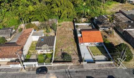 Terreno à venda em Água Verde, Blumenau  por R$ 450.000