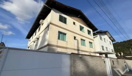 Apartamento com 3 quartos para alugar no Velha Central, Blumenau , 101 m2 por R$ 2.200