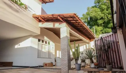CASA ESPAÇOSA NO GRAGERU